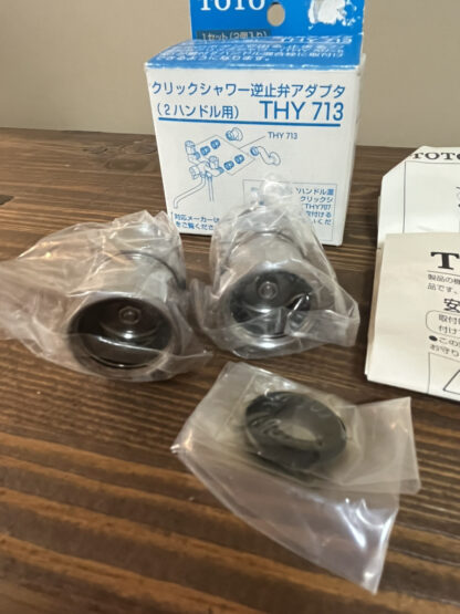 TOTO クリックシャワー逆止弁アダプタ THY713